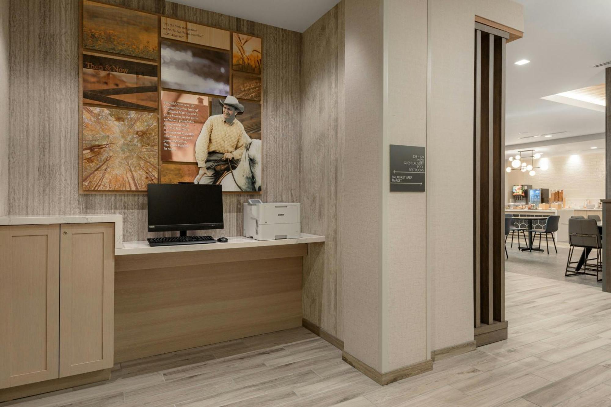 Fairfield By Marriott Inn & Suites Cincinnati Oakley ภายนอก รูปภาพ